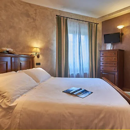 Casanova - Wellness Center La Grotta Etrusca 3*