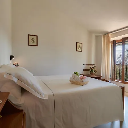 Casanova - Wellness Center La Grotta Etrusca ホテル 3*