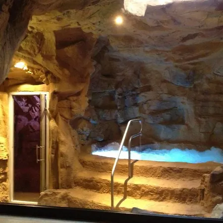 Casanova - Wellness Center La Grotta Etrusca ホテル