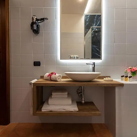 Casanova - Wellness Center La Grotta Etrusca מלון San Quirico dʼOrcia