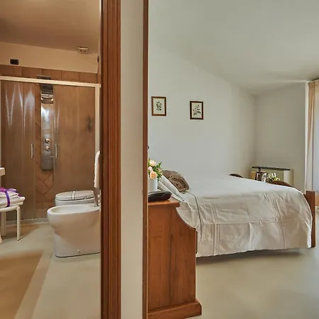 מלון Casanova - Wellness Center La Grotta Etrusca
