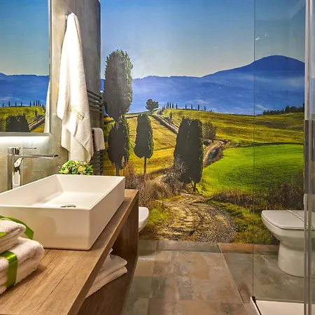 Casanova - Wellness Center La Grotta Etrusca מלון