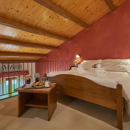 Casanova - Wellness Center La Grotta Etrusca מלון