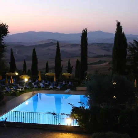 Casanova - Wellness Center La Grotta Etrusca מלון San Quirico dʼOrcia